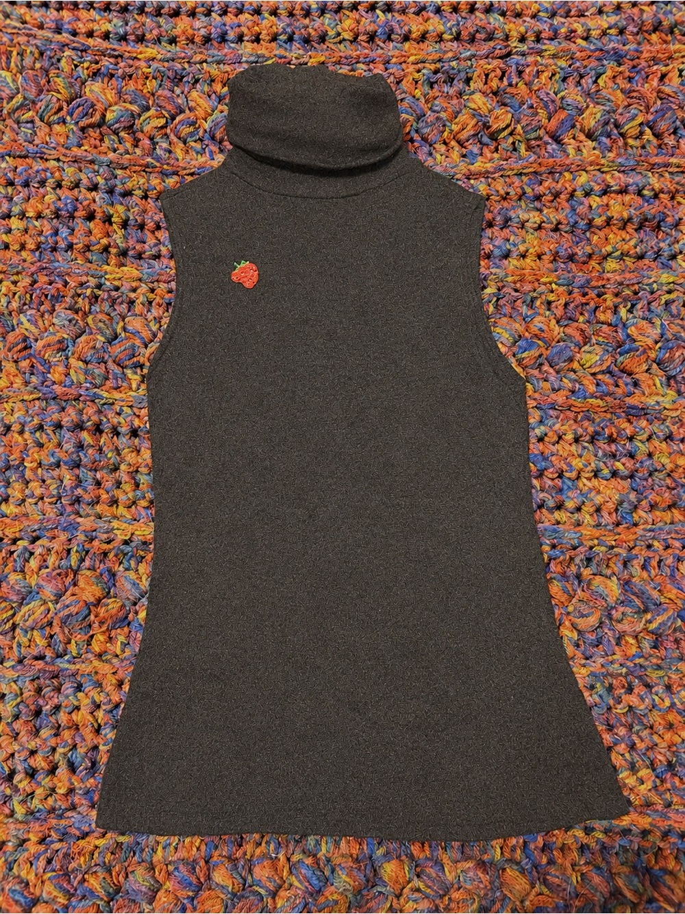 Vintage dark grey Wool-blend sleeveless turtle neck top🍓🍓
